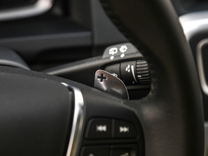 20172.0T T5 AWD V п؅^