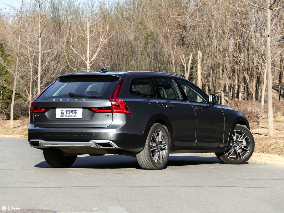 2017֠ V90 2.0T T5 AWD 