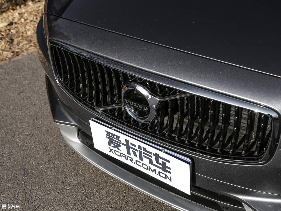 2017֠ V90 2.0T T5 AWD 
