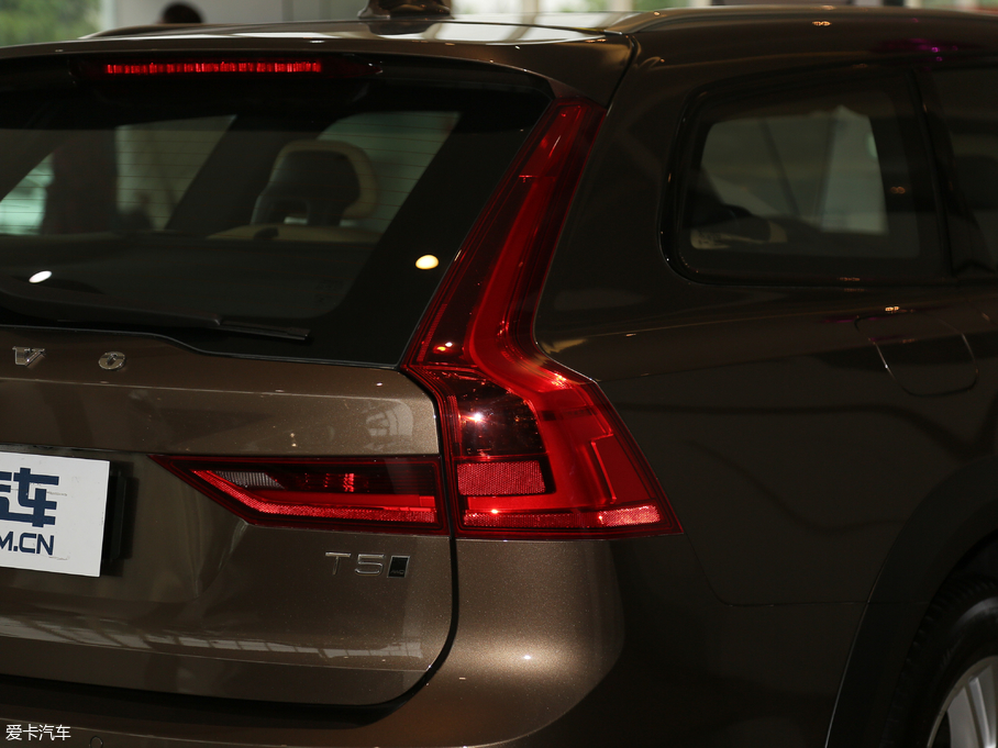 2017֠ V90 2.0T T5 AWD h