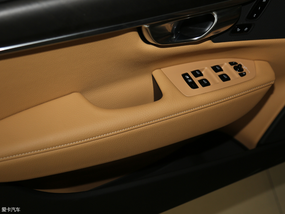 2017֠ V90 2.0T T5 AWD h