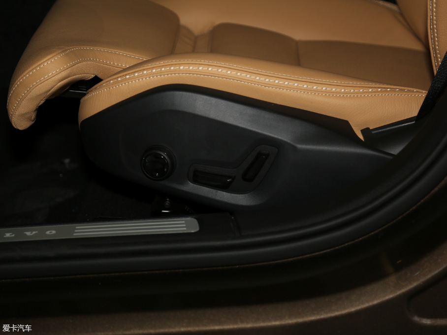 2017֠ V90 2.0T T5 AWD h