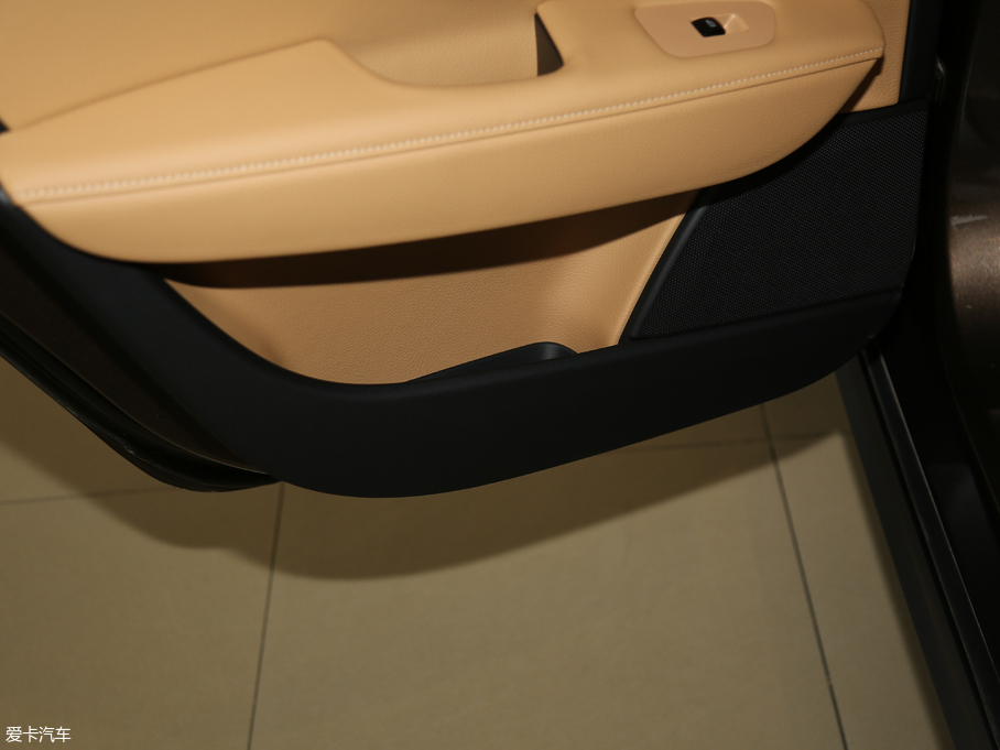 2017֠ V90 2.0T T5 AWD h