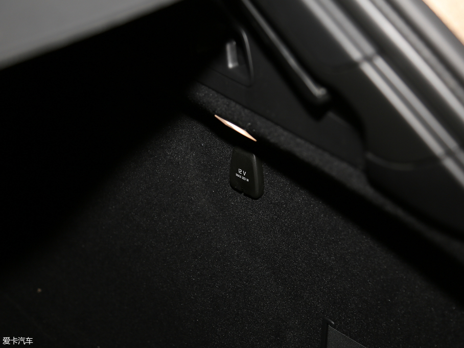 2017֠ V90 2.0T T5 AWD h