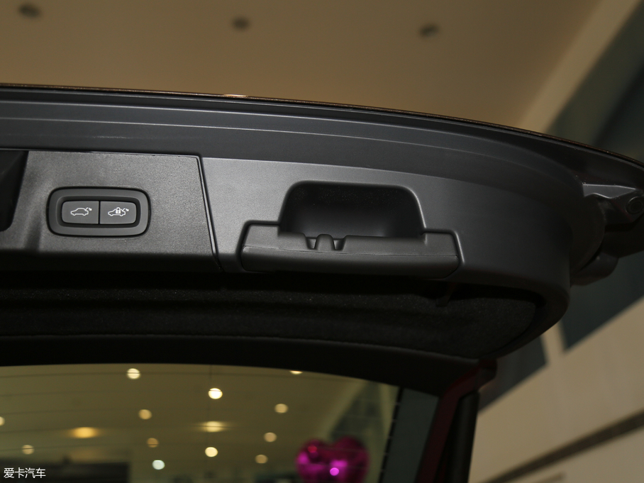 2017֠ V90 2.0T T5 AWD h