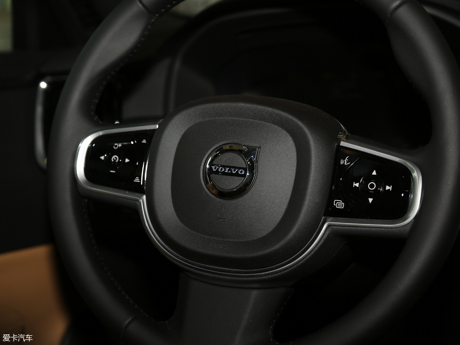 2017֠ V90 2.0T T5 AWD h