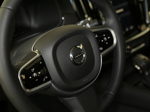 20172.0T T5 AWD h п؅^