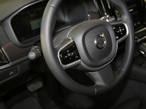 20172.0T T5 AWD h п؅^