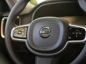 20172.0T T5 AWD h п؅^