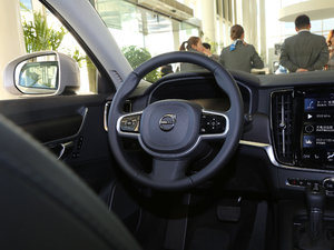 20172.0T T5 AWD h п؅^