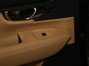 20172.0T T5 AWD h п؅^