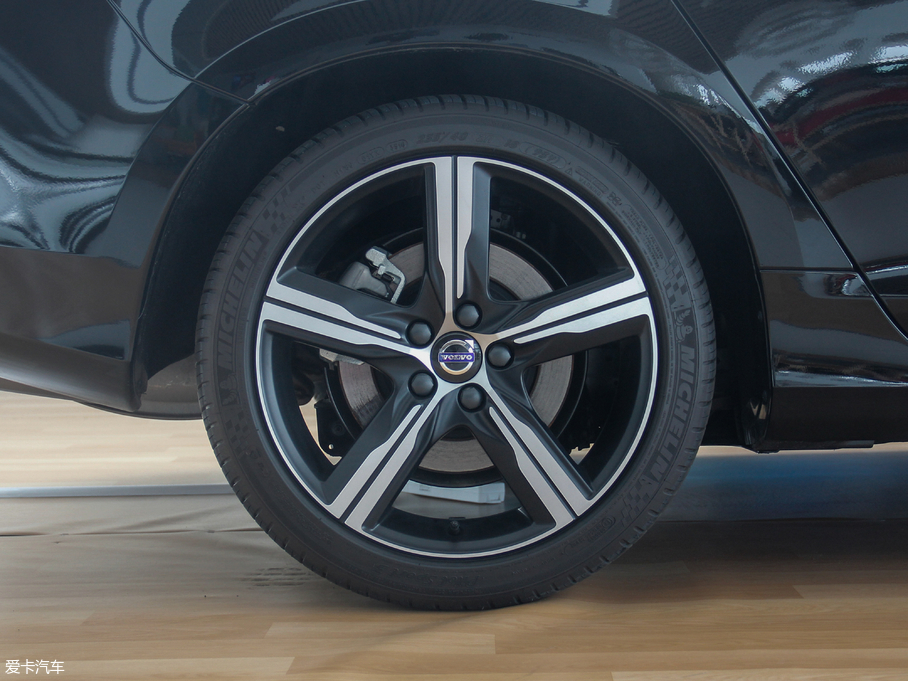 2017֠S60(M) 2.0T T5 \Ӱ