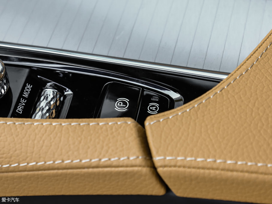 2018���֠���XC90 T6 ���ݰ� 5��