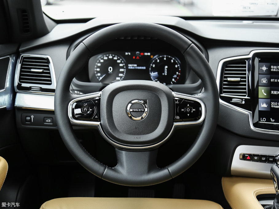 2018���֠���XC90 T6 ���ݰ� 5��