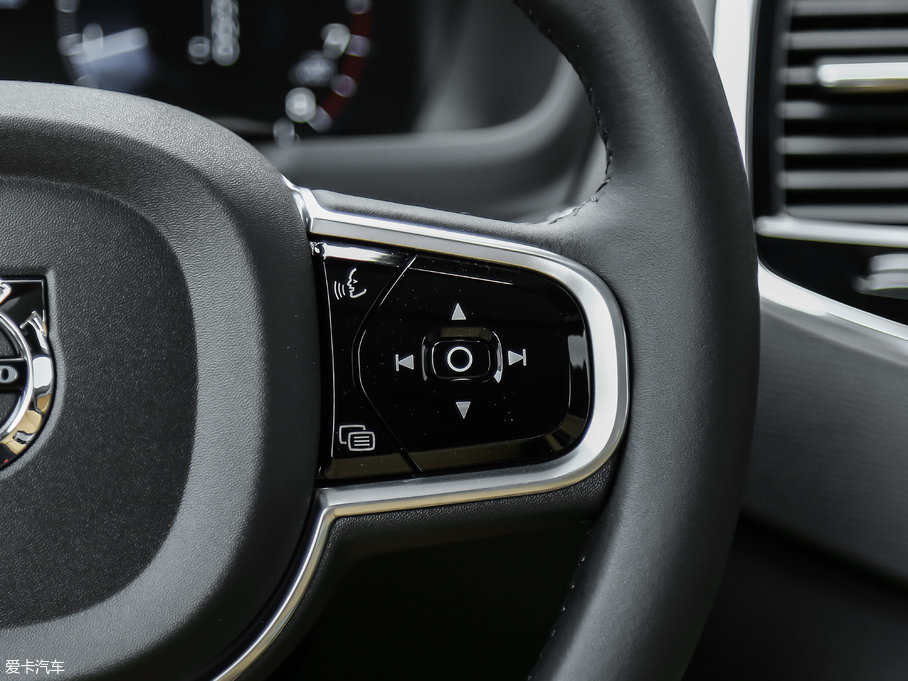 2018���֠���XC90 T6 ���ݰ� 5��