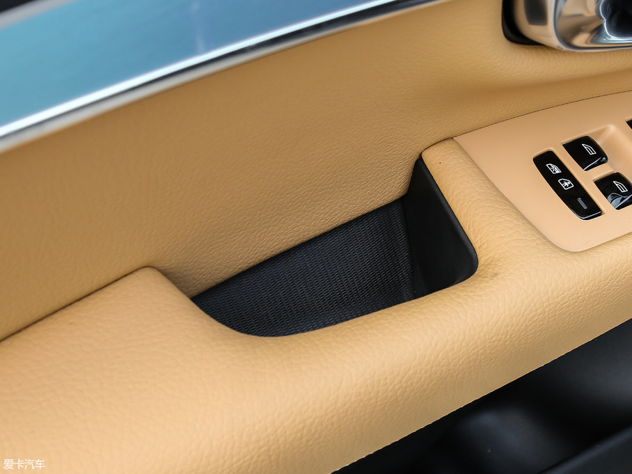 2018���֠���XC90 T6 ���ݰ� 5��