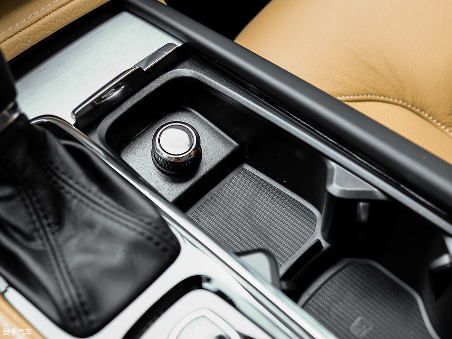 2018���֠���XC90 T6 ���ݰ� 5��