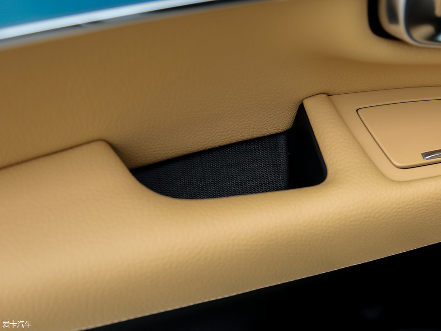 2018���֠���XC90 T6 ���ݰ� 5��