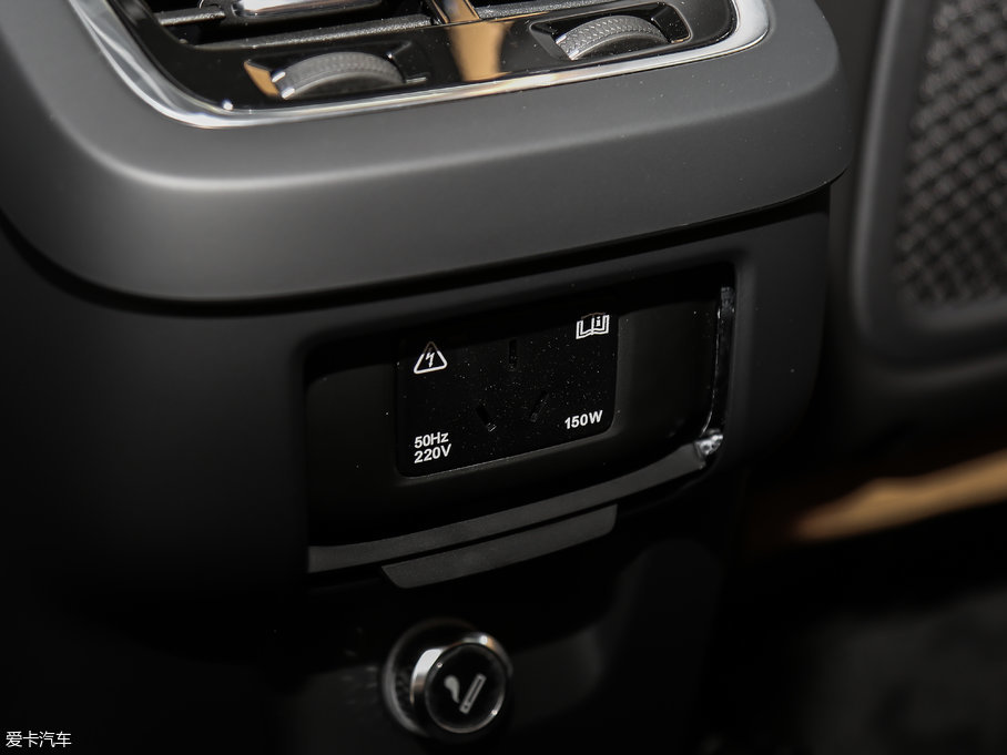 2018���֠���XC90 T6 ���ݰ� 5��