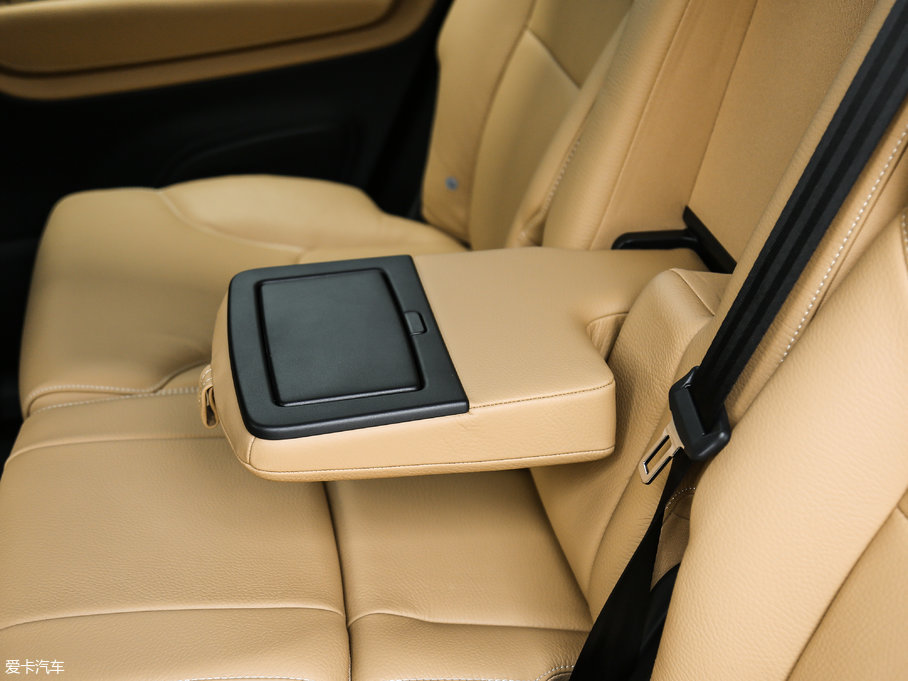 2018���֠���XC90 T6 ���ݰ� 5��