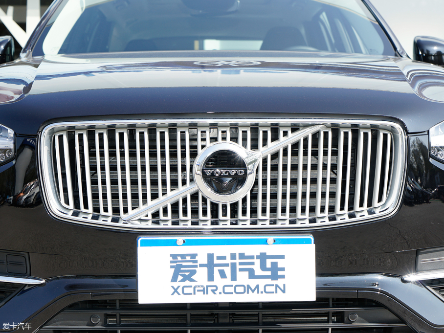 2018֠XC90 T6  7