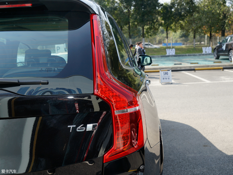 2018֠XC90 T6  7