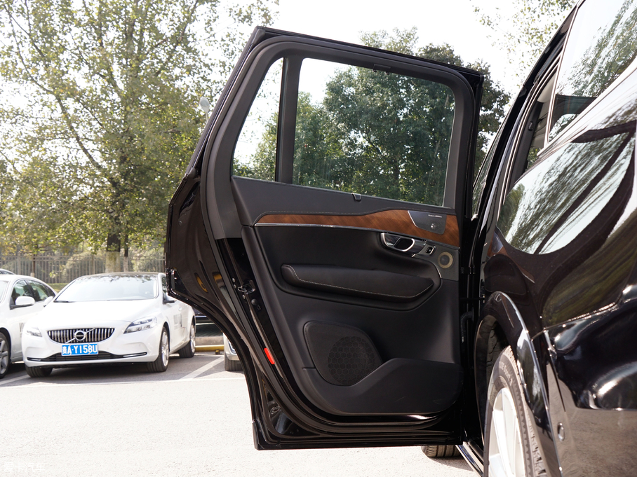 2018���֠���XC90 T6 ����� 7��