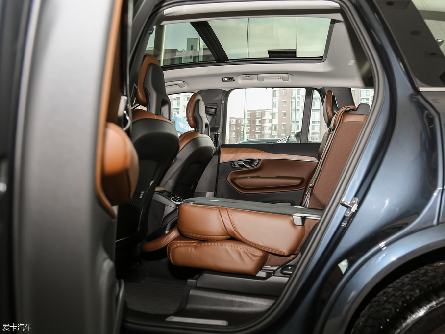 2018֠XC90 T6 Ű 7