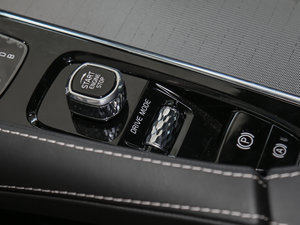 2018T8 (g)\(yn)(dng) п؅^(q)