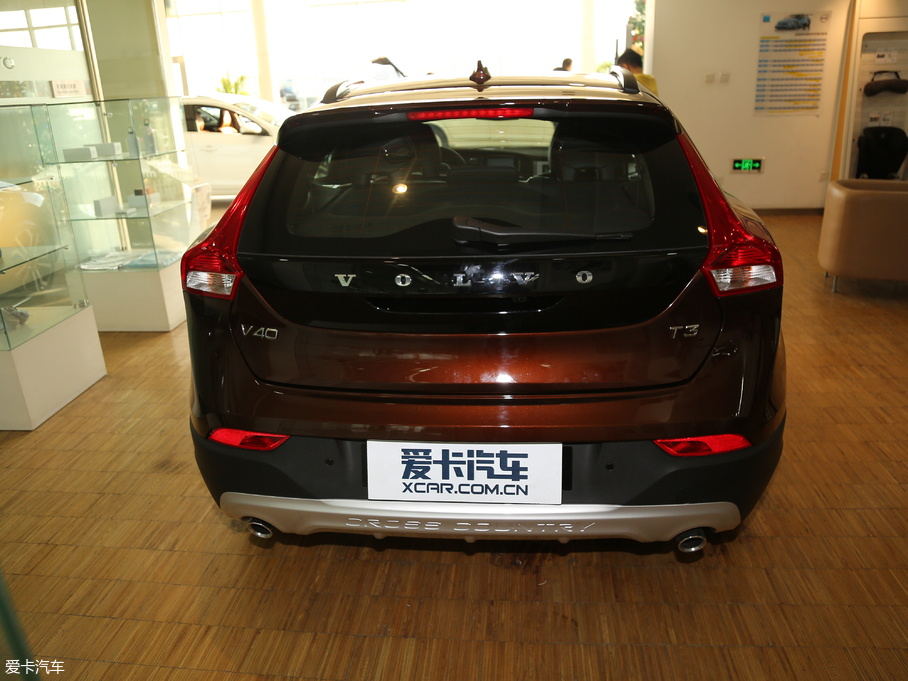 2018V40 Cross Country 1.5T T3 Ű