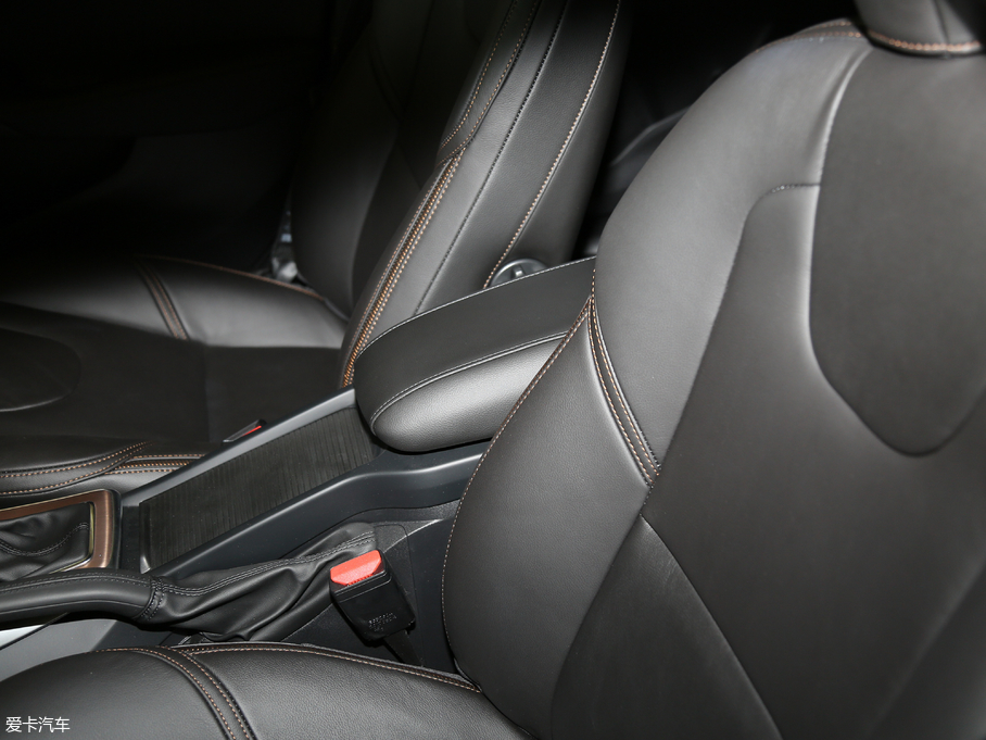 2018V40 Cross Country 1.5T T3 Ű