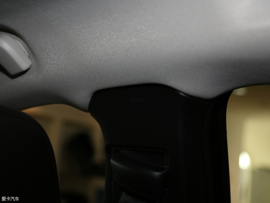 2018V40 Cross Country 1.5T T3 Ű