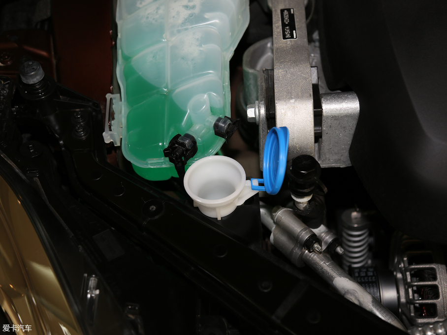 2018V40 Cross Country 1.5T T3 Ű