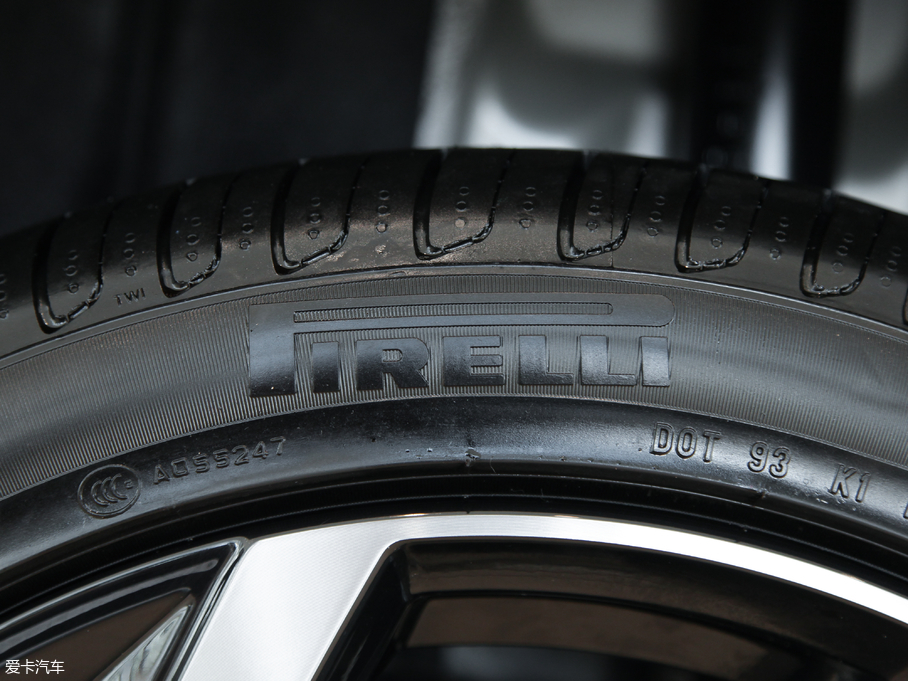 2018V40 Cross Country 2.0T T5 AWDŰ