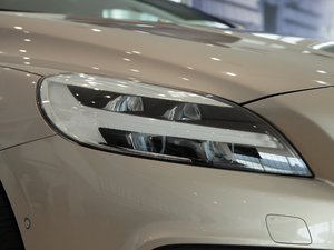 20182.0T T5 AWDŰ (x)(ji)^