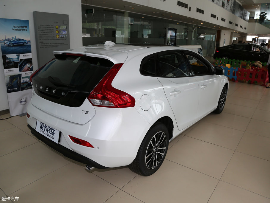 2018֠V40 1.5T T3 ݰ