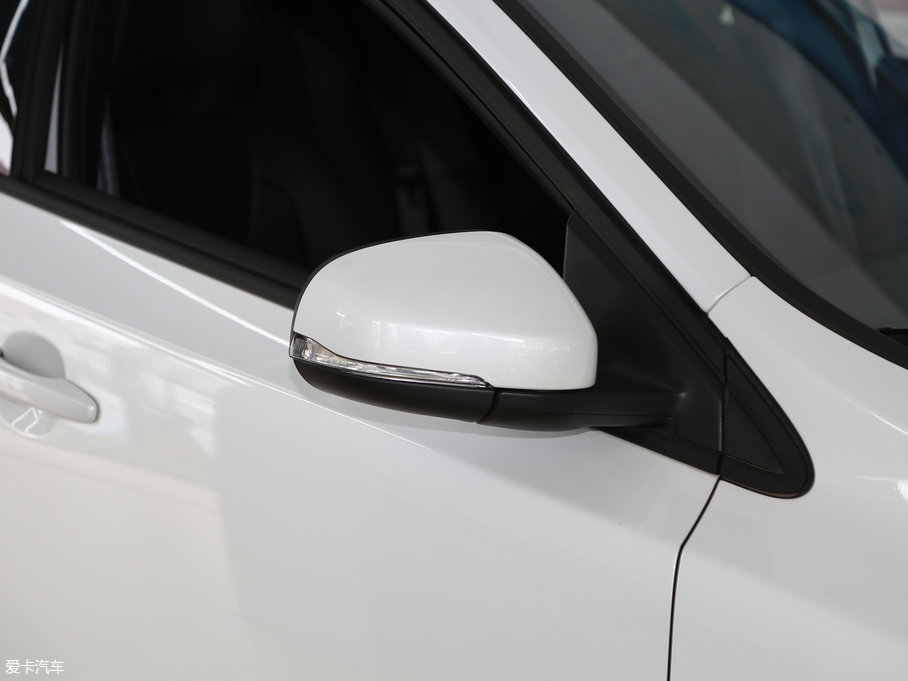 2018���֠���V40 1.5T T3 ���ݰ�