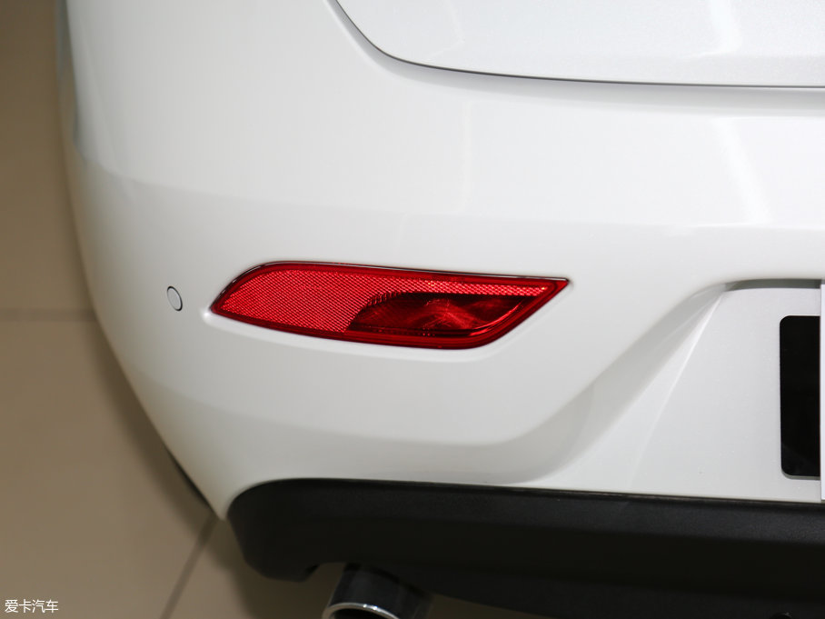 2018���֠���V40 1.5T T3 ���ݰ�