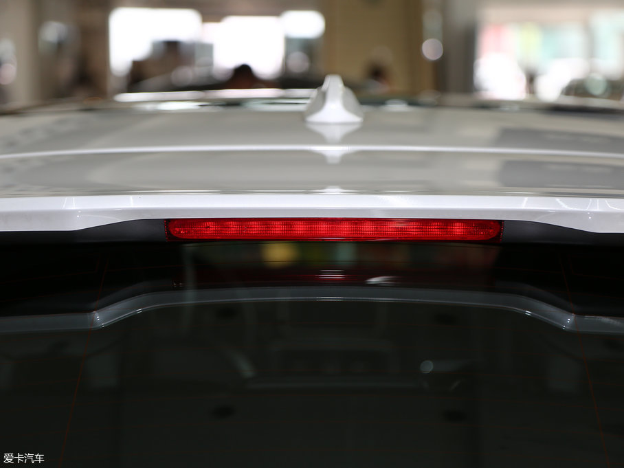 2018���֠���V40 1.5T T3 ���ݰ�