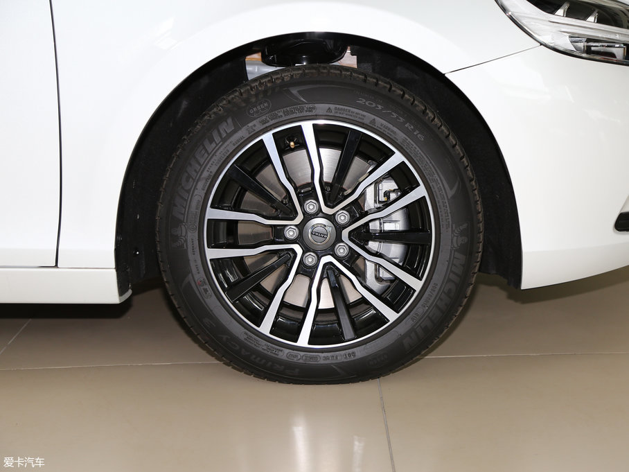 2018���֠���V40 1.5T T3 ���ݰ�