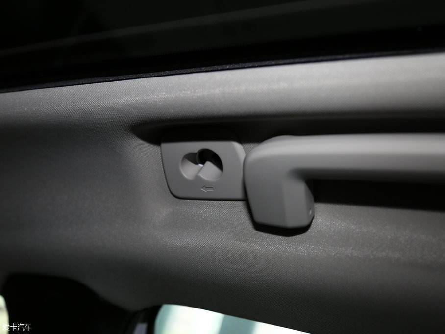 2018֠V40 1.5T T3 ݰ