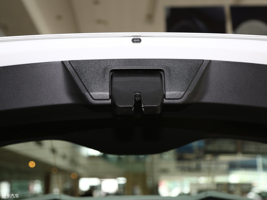 2018֠V40 1.5T T3 ݰ