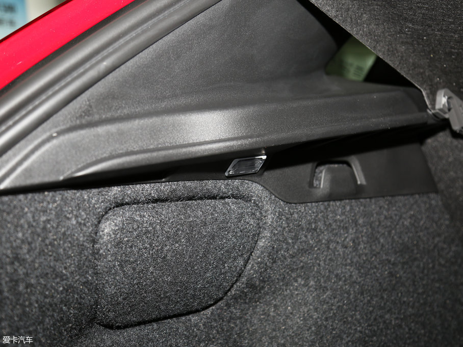 2018֠V40 1.5T T3 ݰ