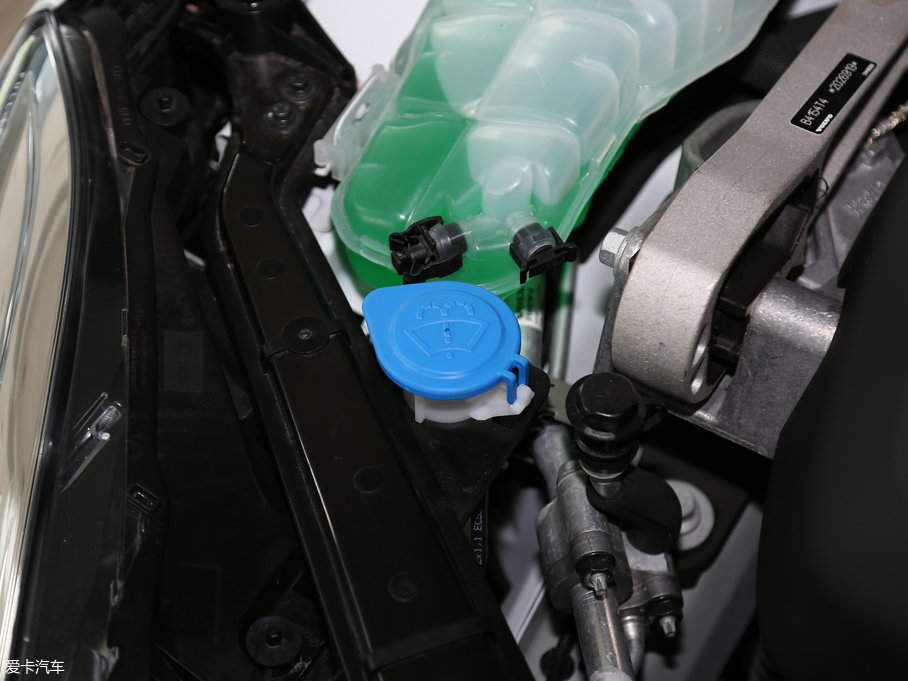 2018֠V40 1.5T T3 ݰ