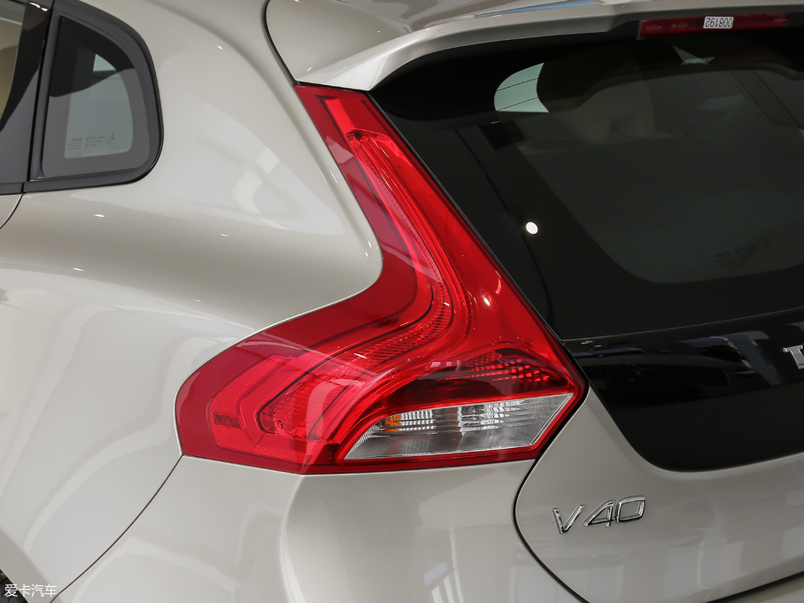 2018֠V40 1.5T T3 ݰ