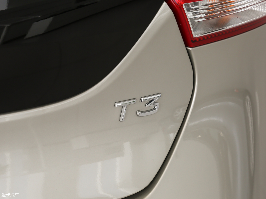 2018���֠���V40 1.5T T3 ���ݰ�