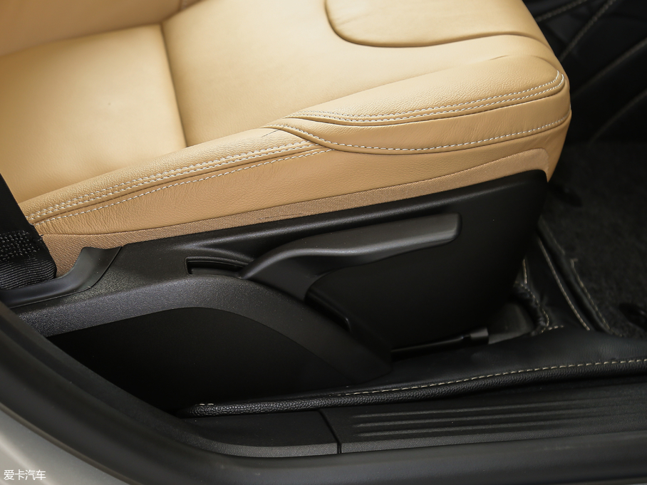 2018֠V40 1.5T T3 ݰ