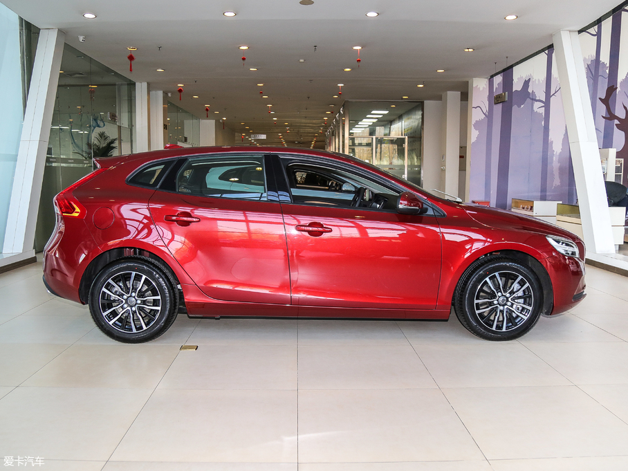 2018���֠���V40 1.5T T3 ���ݰ�