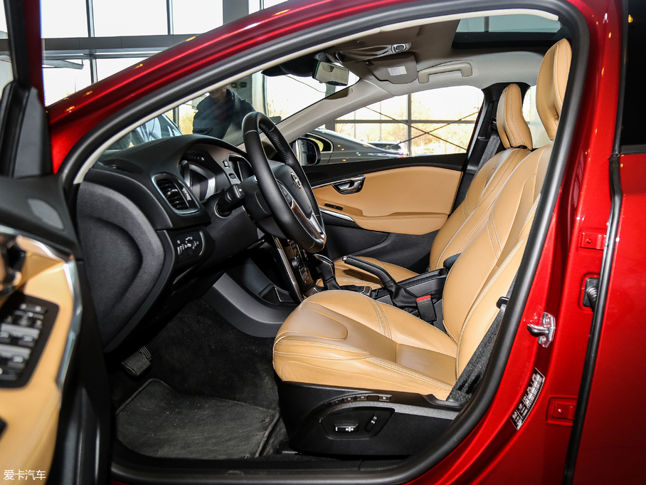 2018���֠���V40 1.5T T3 ���ݰ�