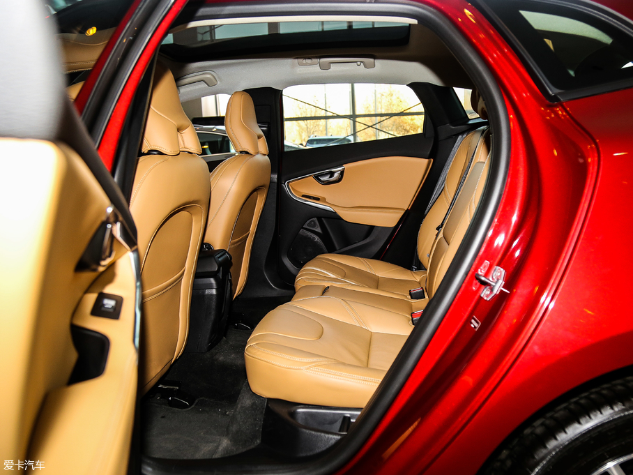 2018���֠���V40 1.5T T3 ���ݰ�